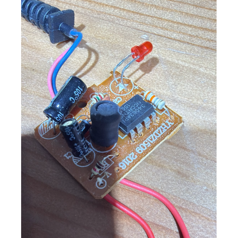 12v Giriş 5volt Usb Çıkış 2.5Amper Devre Kablolu USB Uzun